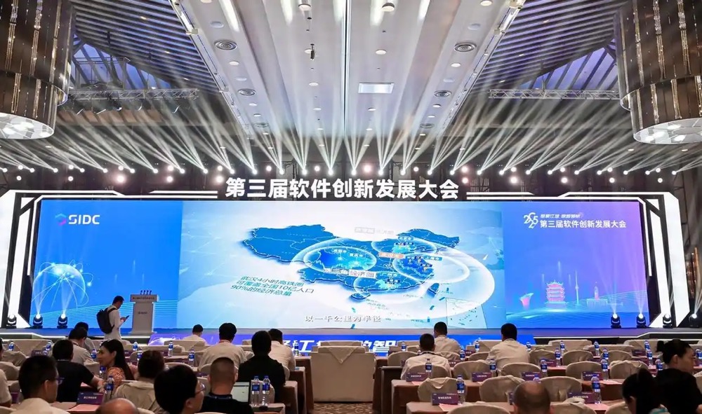 1750313484849662.jpg 1750045357909.jpg